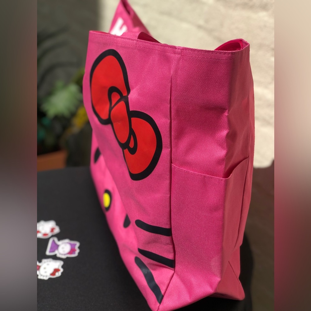 Hello Kitty Bag - Picture 7 of 9